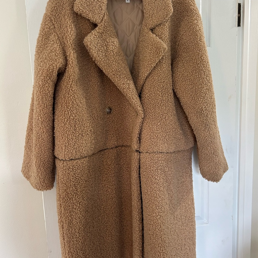 Anthropologie × Vigoss Camel Teddy Sherpa Coat – Size L  Women’s